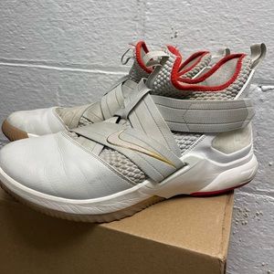 Nike LeBron Soldier 12 Sneakers